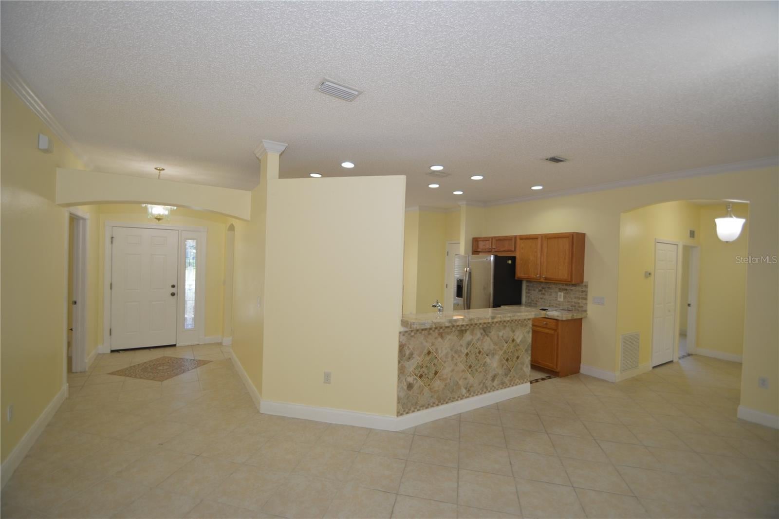 15 RIVIERA DRIVE