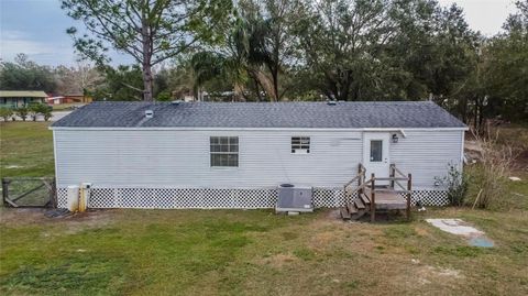 A home in PLANT CITY