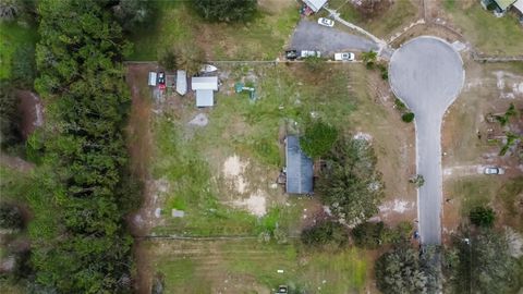 A home in PLANT CITY