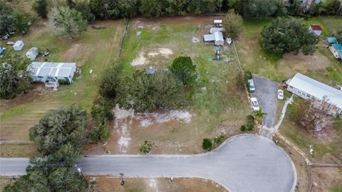 A home in PLANT CITY