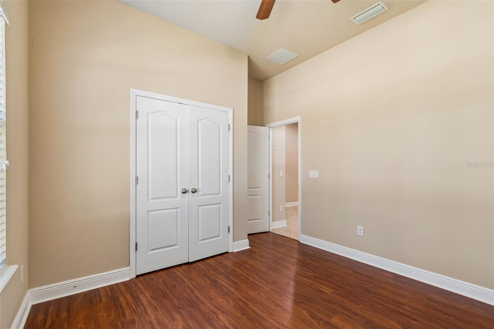 PALM COVE PH 02 - Residential