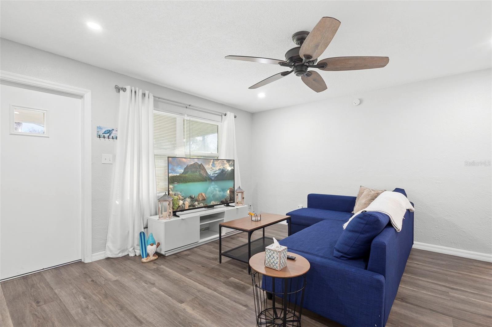 HOME ACRES UNIT 01 - Residential