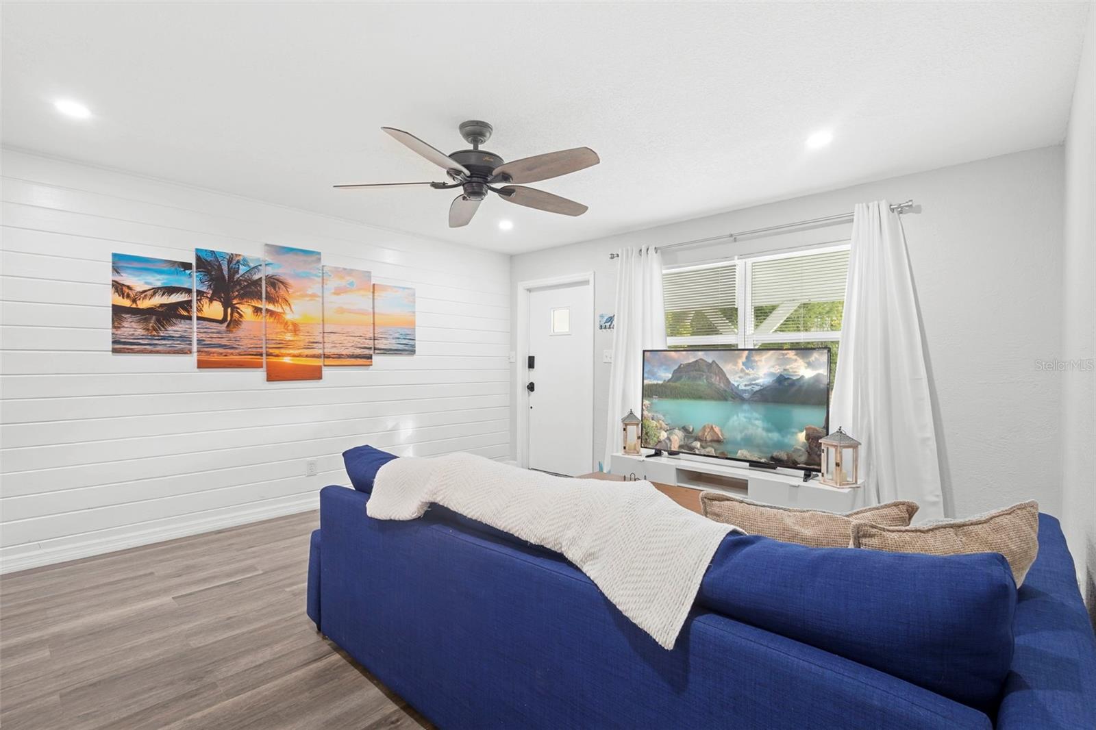 HOME ACRES UNIT 01 - Residential