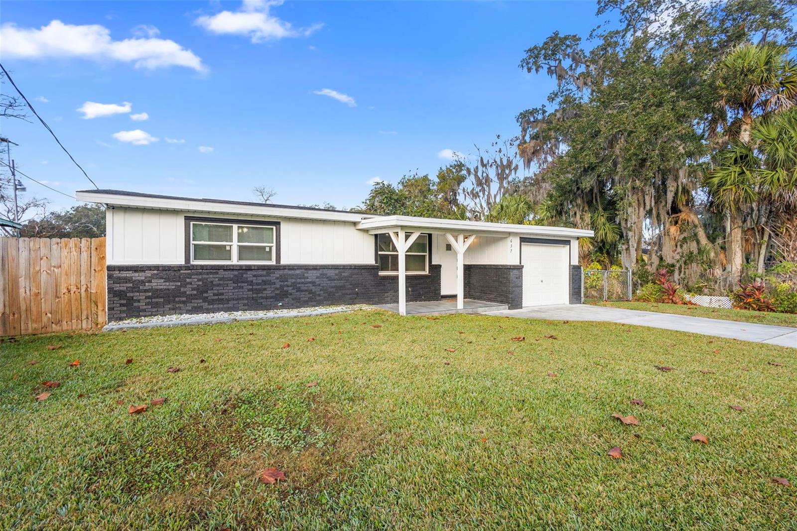 HOME ACRES UNIT 01 - Residential