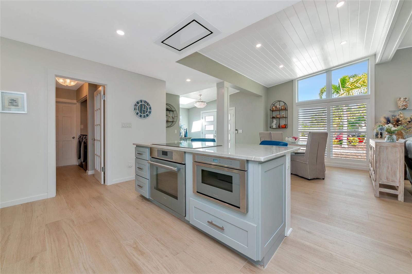 FLAMINGO CAY SUB FIRST UNIT - Residential