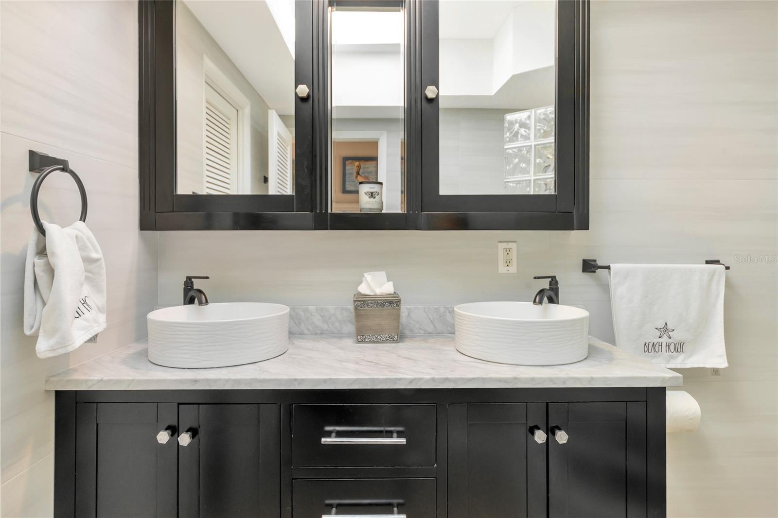 FLAMINGO CAY SUB FIRST UNIT - Residential