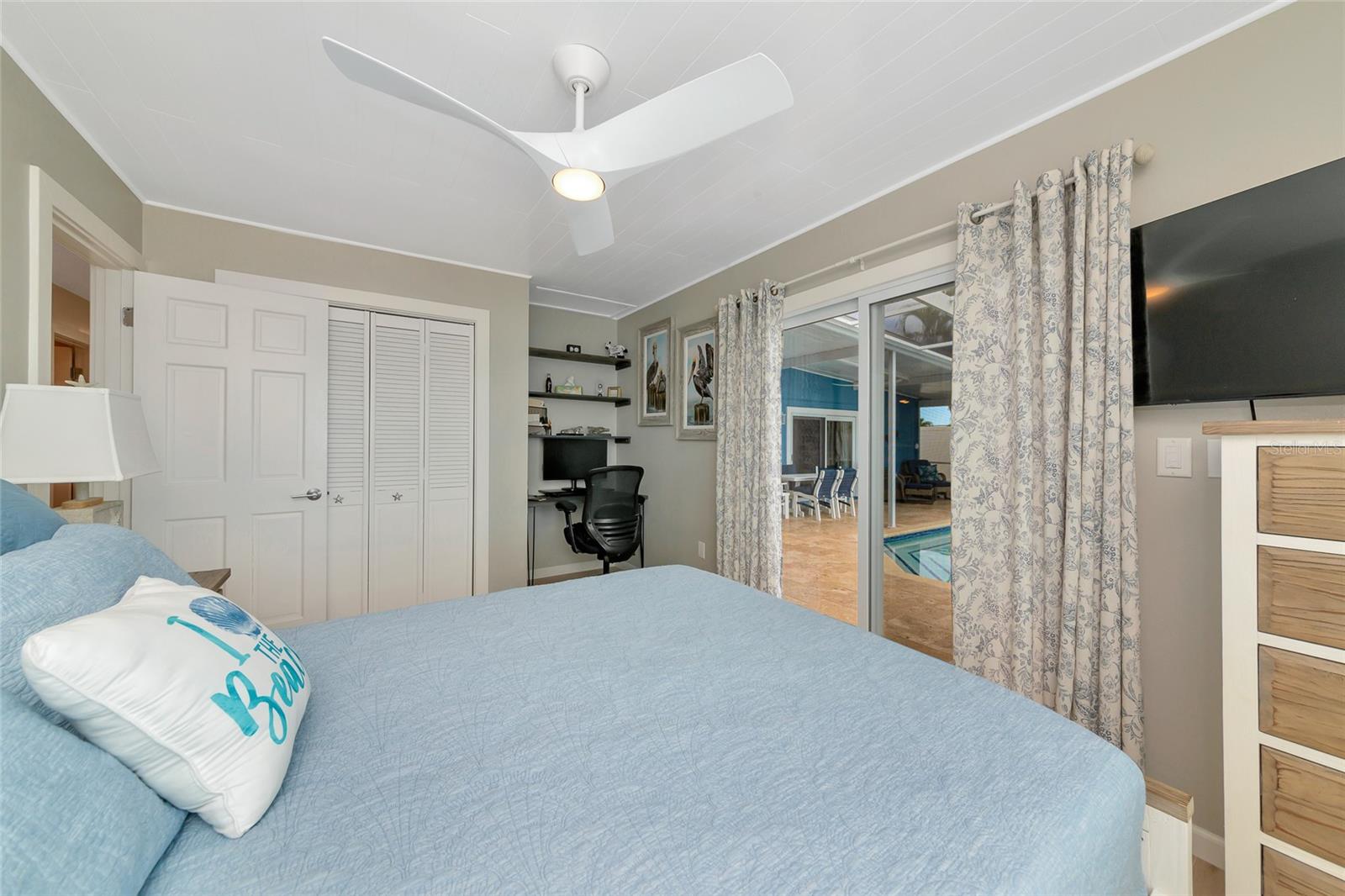 FLAMINGO CAY SUB FIRST UNIT - Residential