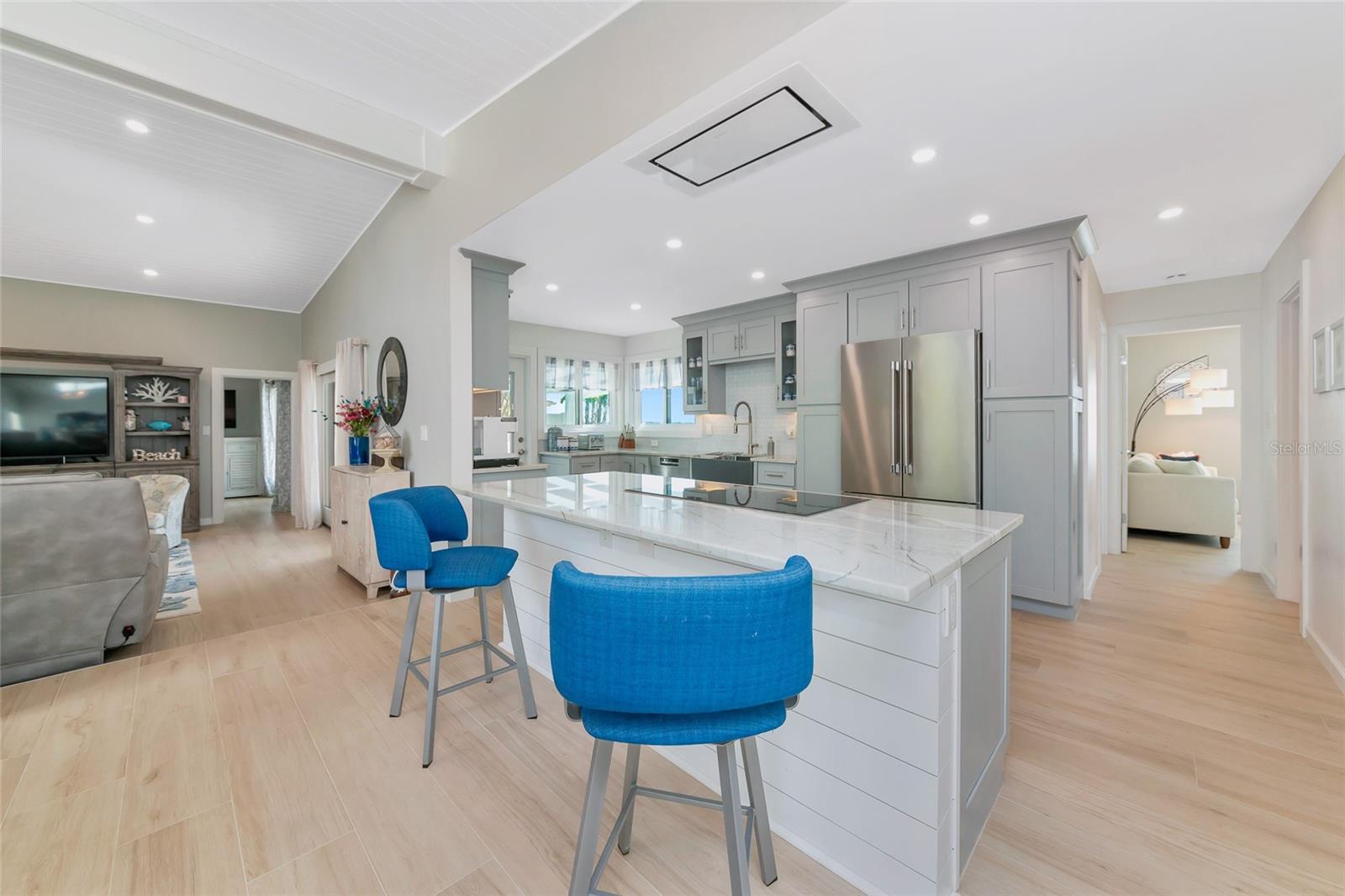 FLAMINGO CAY SUB FIRST UNIT - Residential