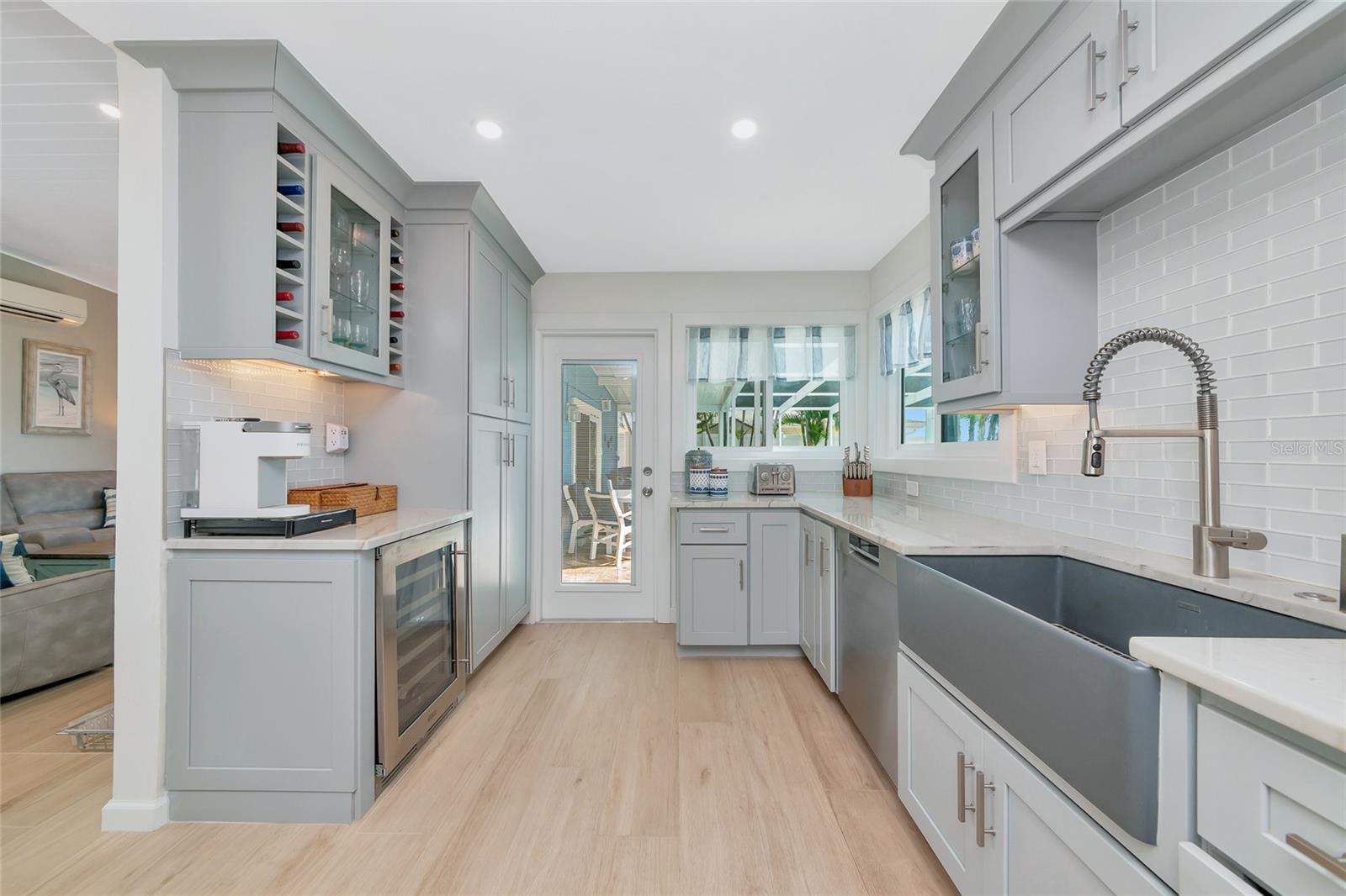 FLAMINGO CAY SUB FIRST UNIT - Residential