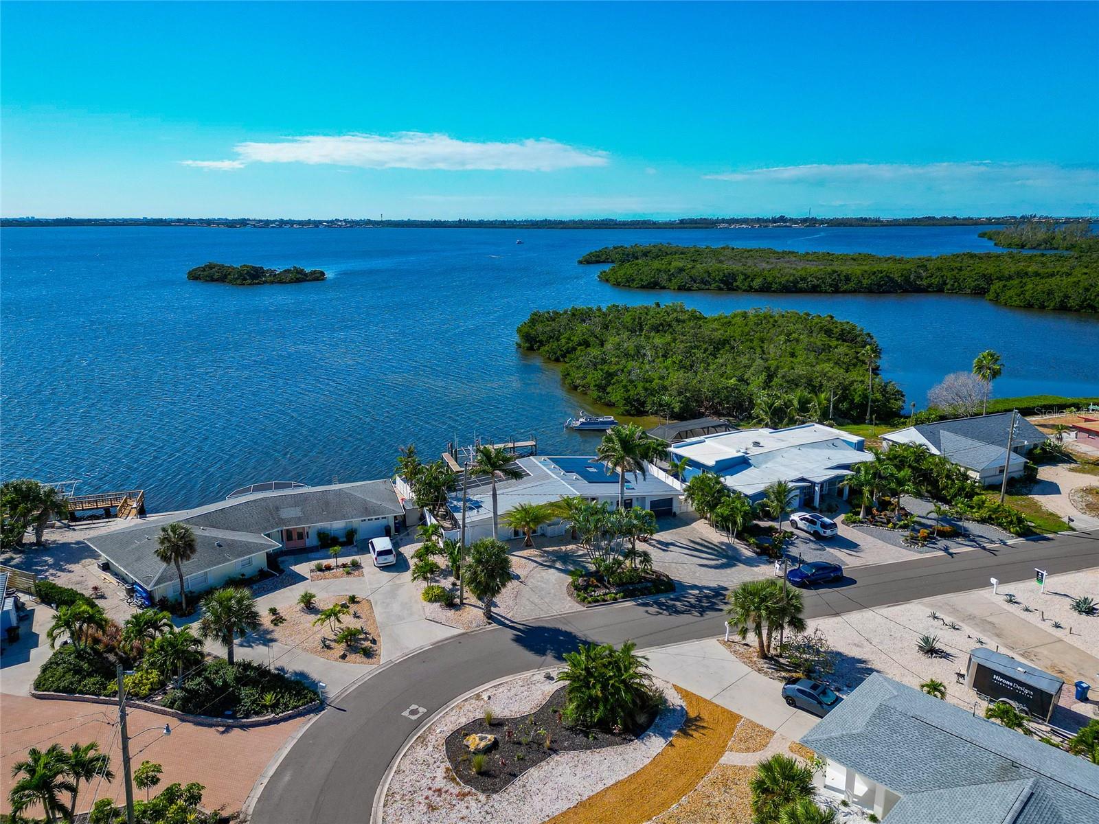 FLAMINGO CAY SUB FIRST UNIT - Residential