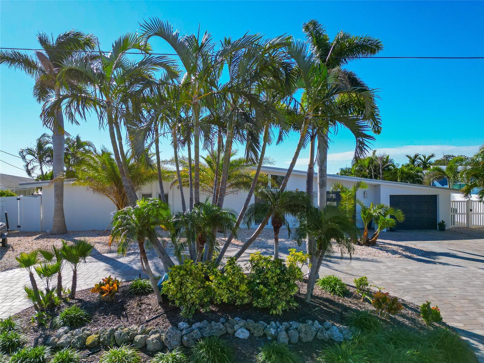 FLAMINGO CAY SUB FIRST UNIT - Residential