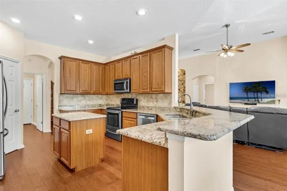 970 BURLWOOD COURT