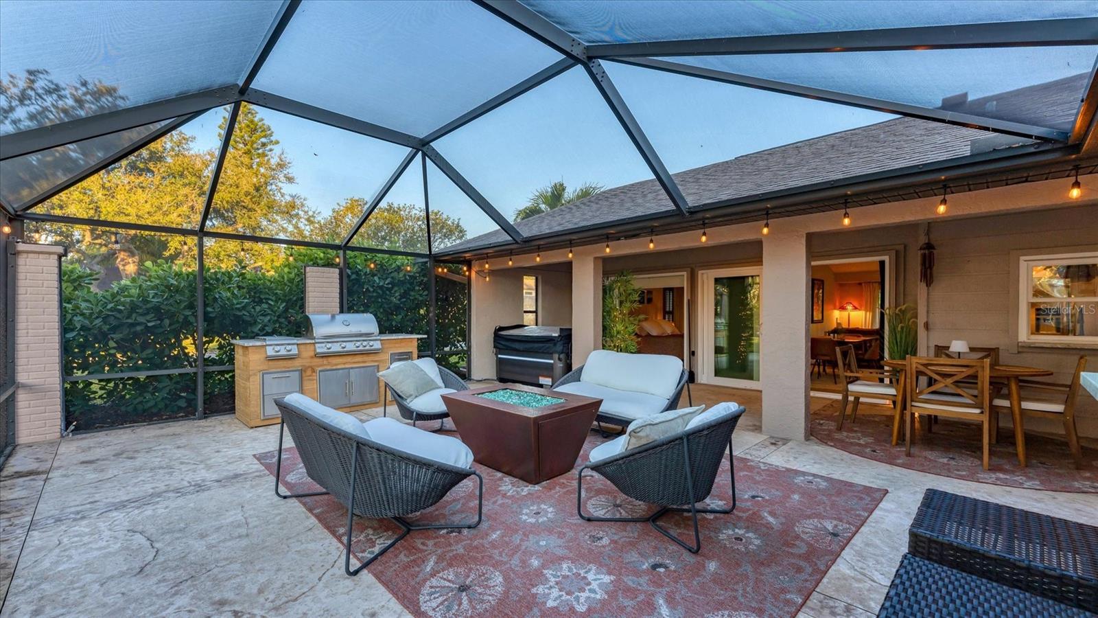 AZALEA PARK NORTHWEST - Residential