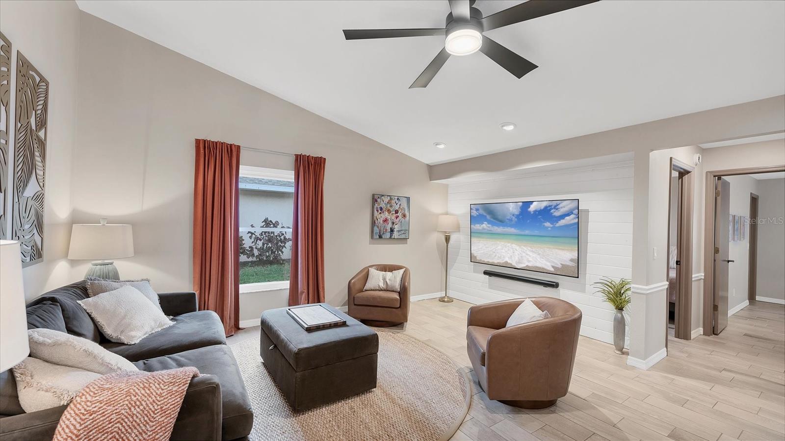 AZALEA PARK NORTHWEST - Residential