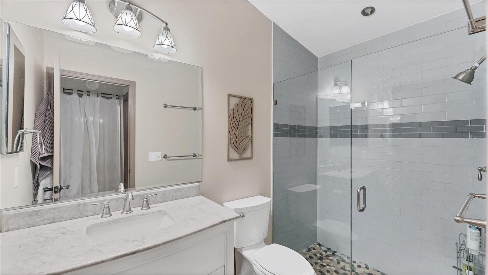 AZALEA PARK NORTHWEST - Residential