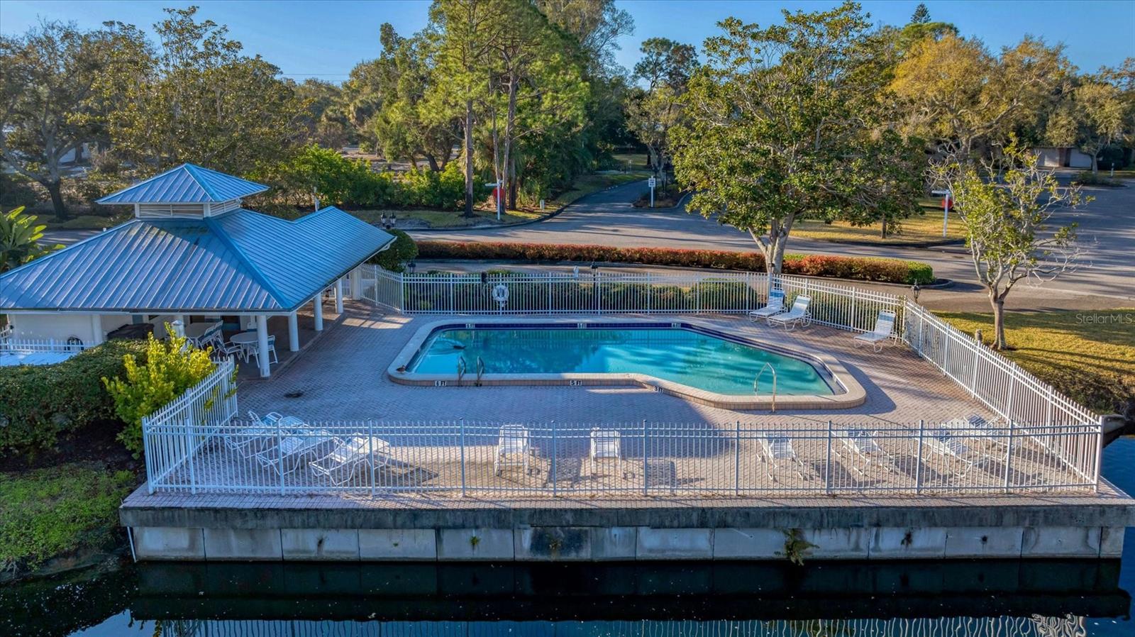 AZALEA PARK NORTHWEST - Residential