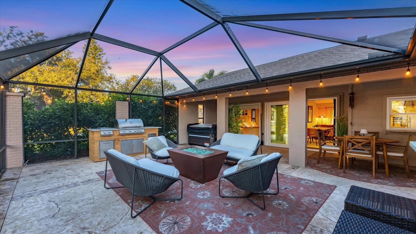 AZALEA PARK NORTHWEST - Residential