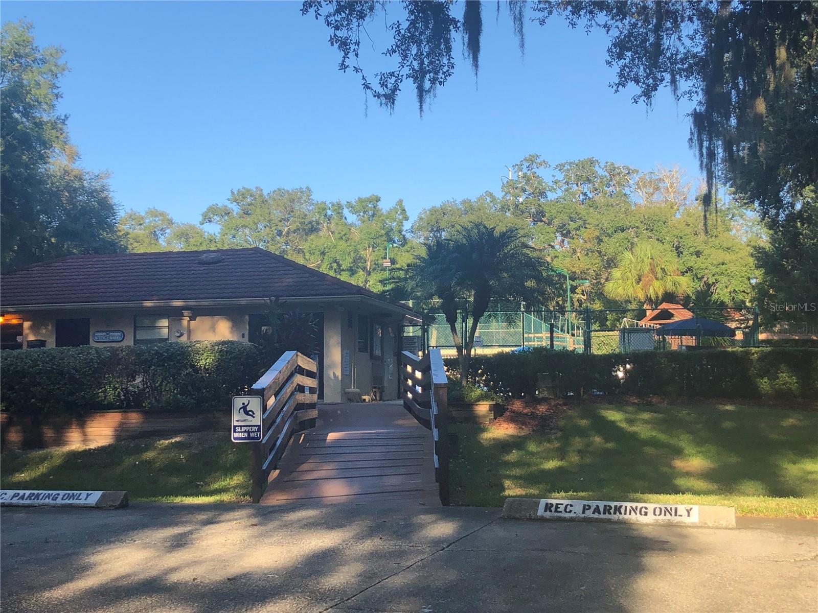 WEDGE WOOD OF PALM HARBOR - Residential Lease