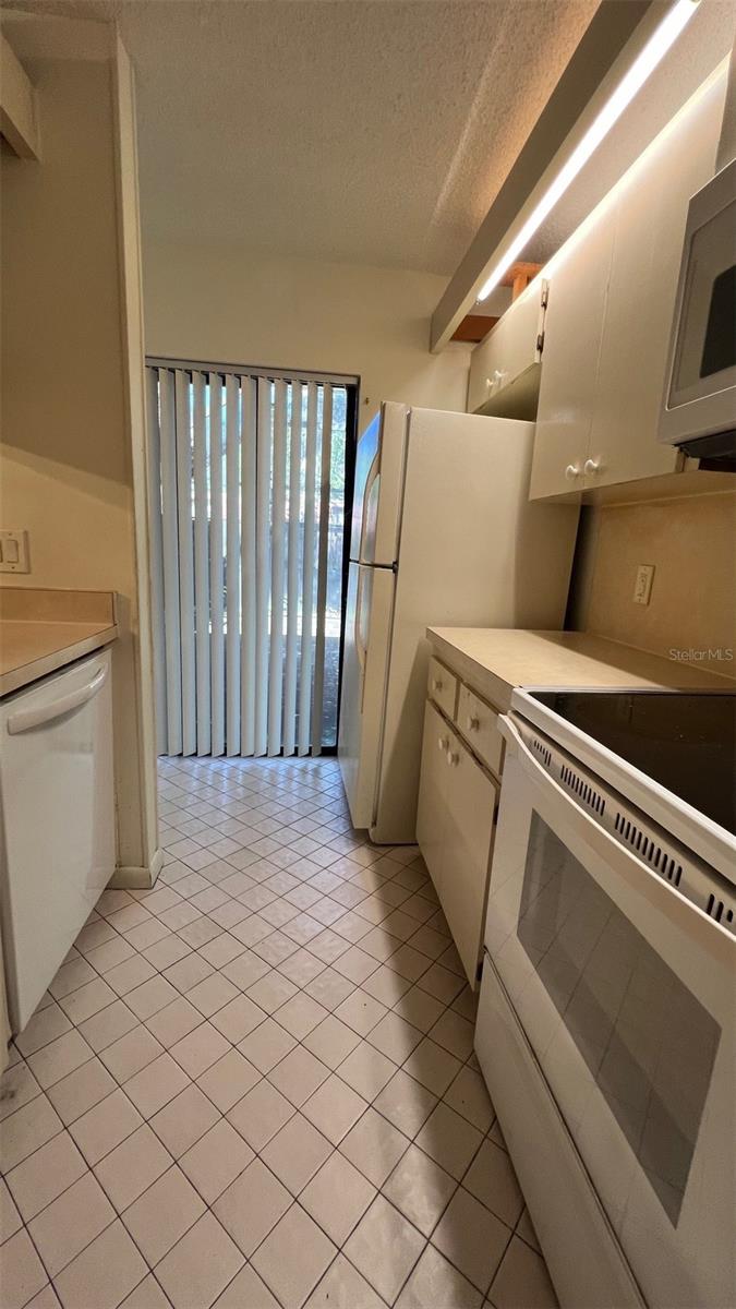 WEDGE WOOD OF PALM HARBOR - Residential Lease