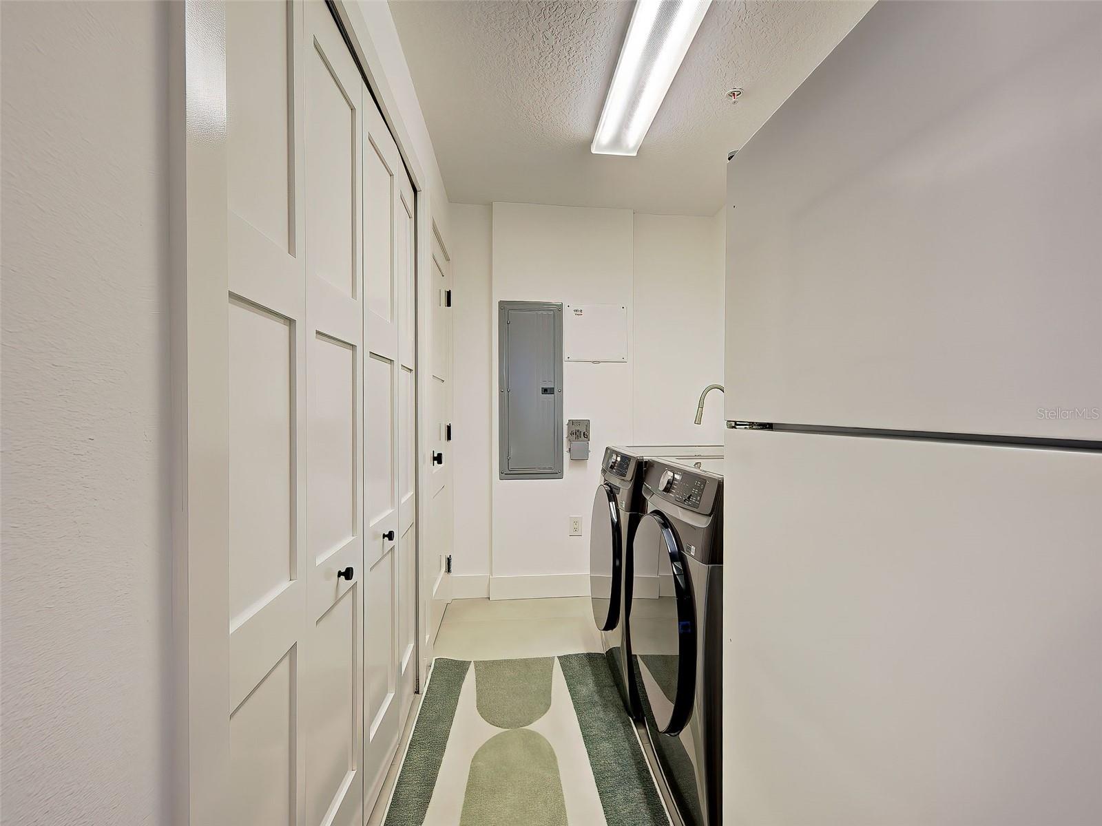 THE HARBOR VILLAS AT DONA BAY - Residential