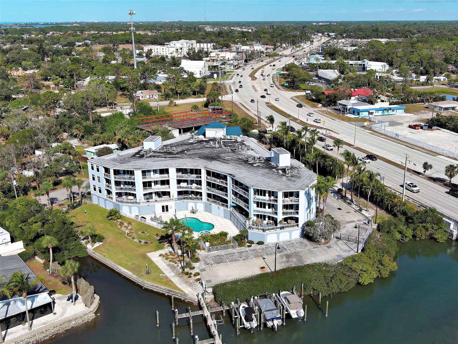 THE HARBOR VILLAS AT DONA BAY - Residential