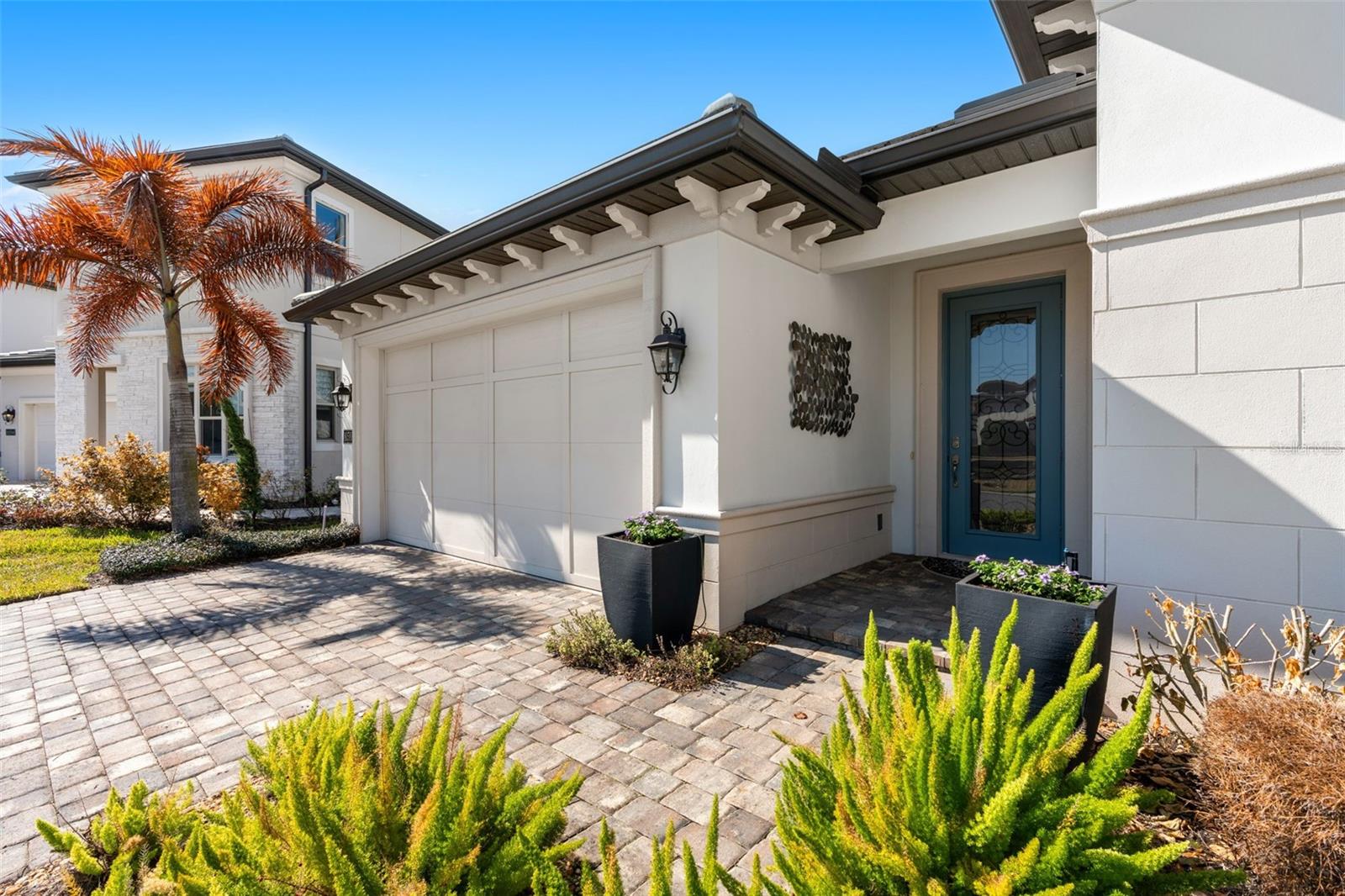 10588 ROYAL CYPRESS WAY