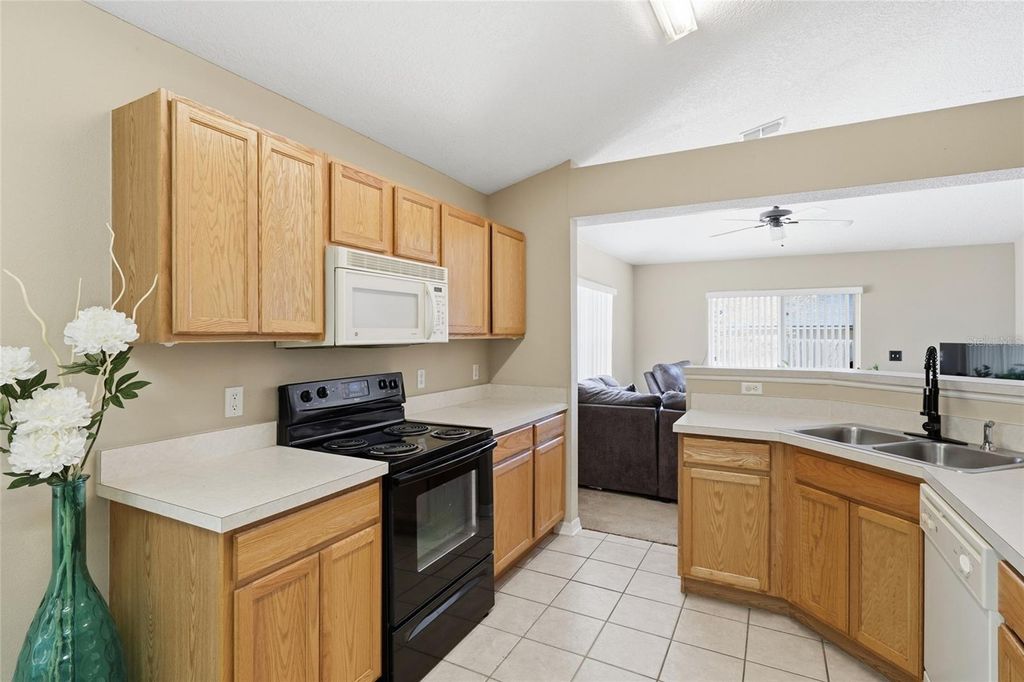 Photo of 2120 Nicollett Way, Leesburg, FL 34748 (MLS # G5109785)