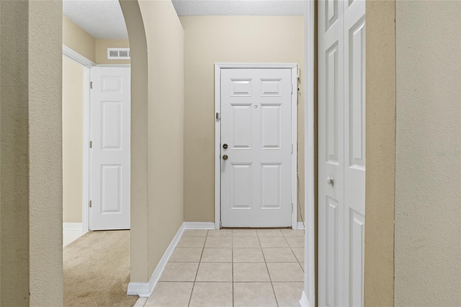 OVERLOOK AT LAKE GRIFFIN - Residential