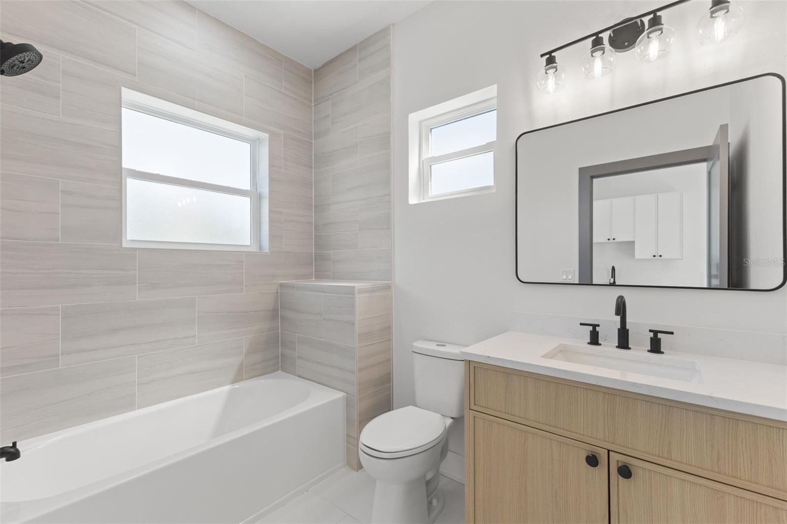 AVALON - Residential Income