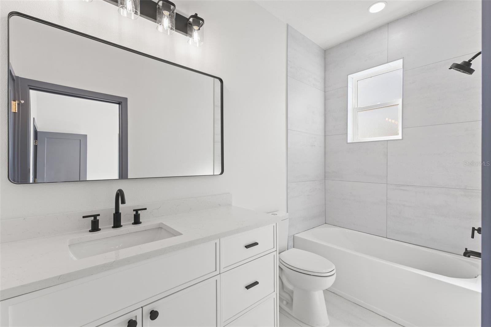 AVALON - Residential Income