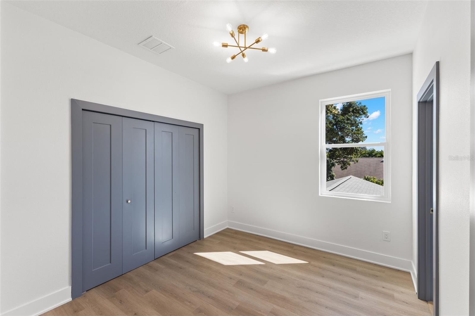 AVALON - Residential Income