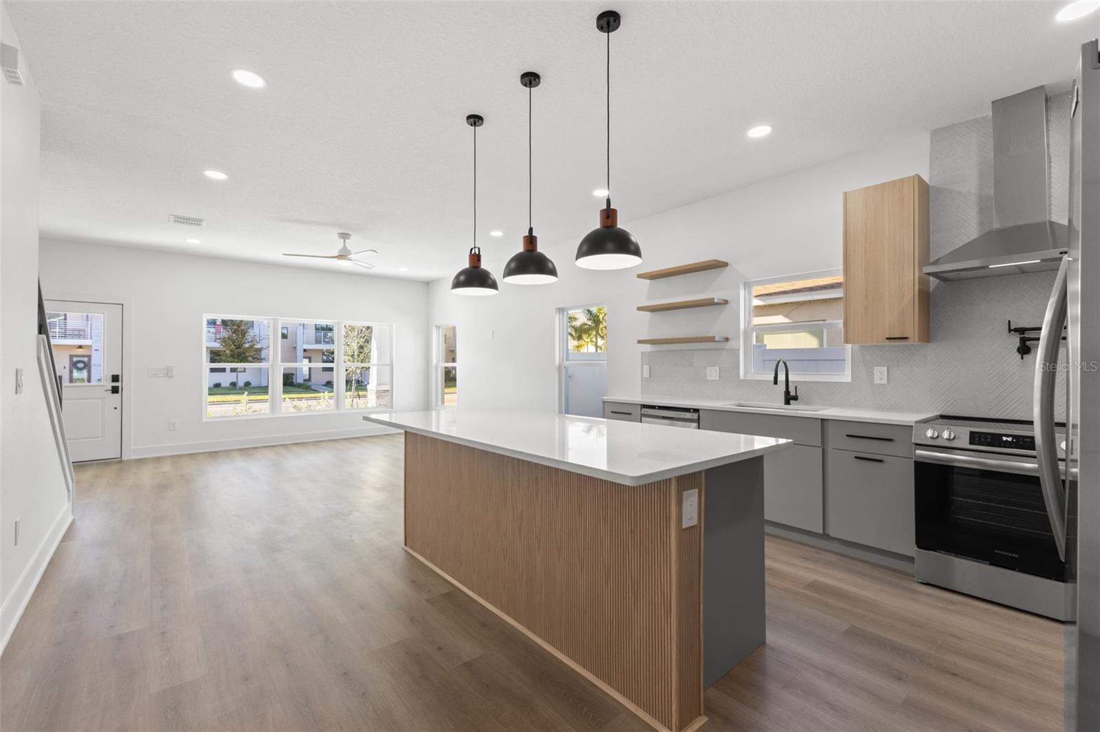 AVALON - Residential Income