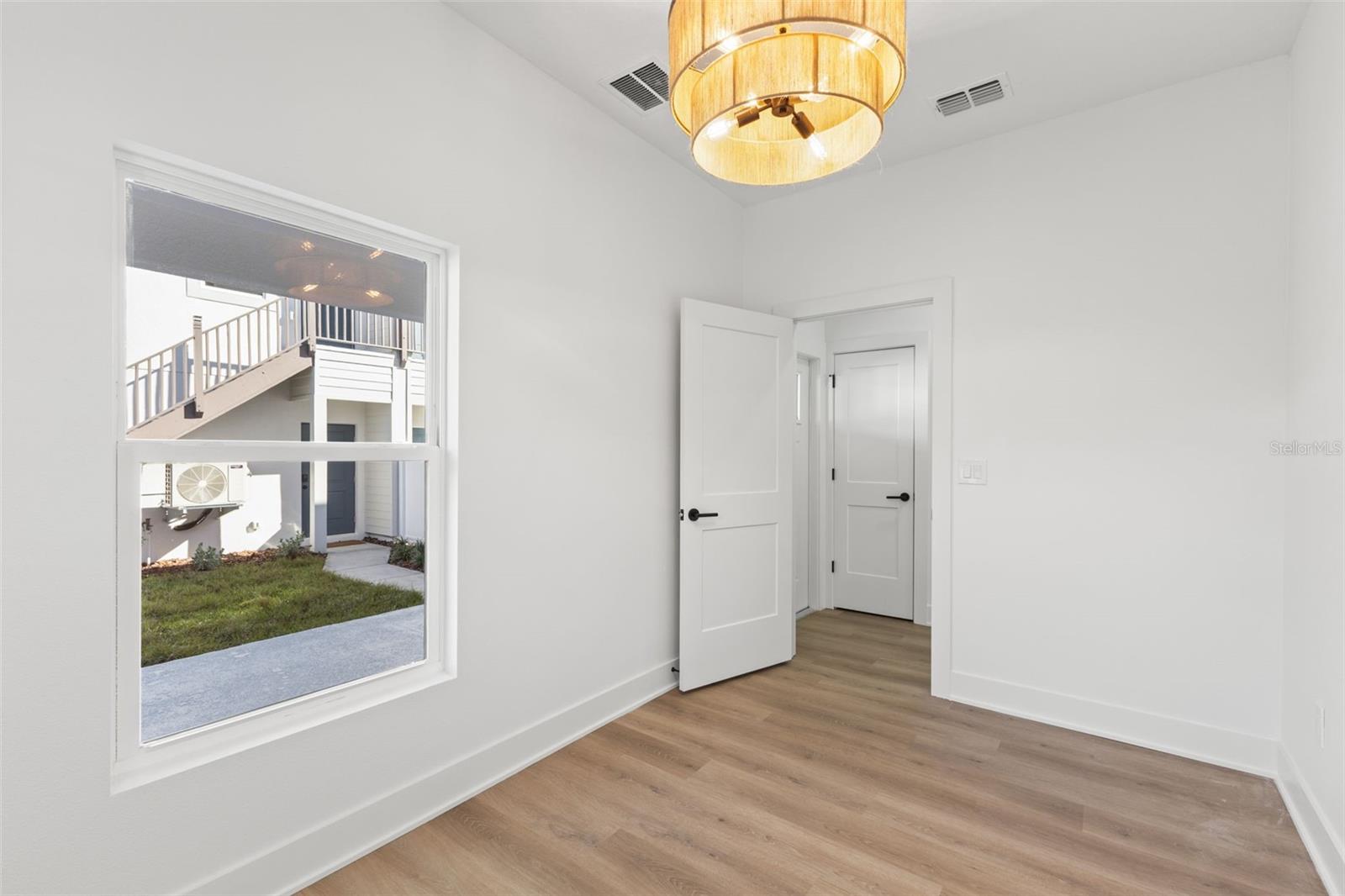 AVALON - Residential Income