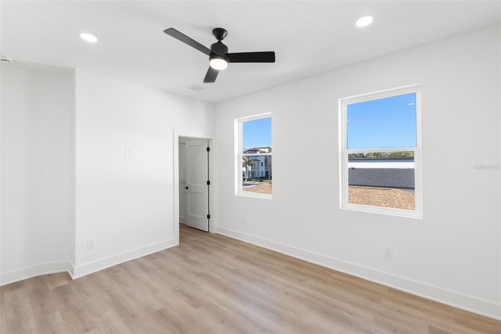 AVALON - Residential Income