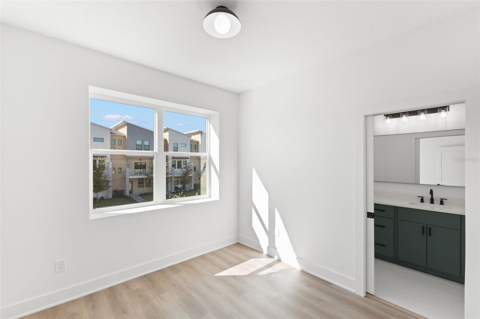 AVALON - Residential Income