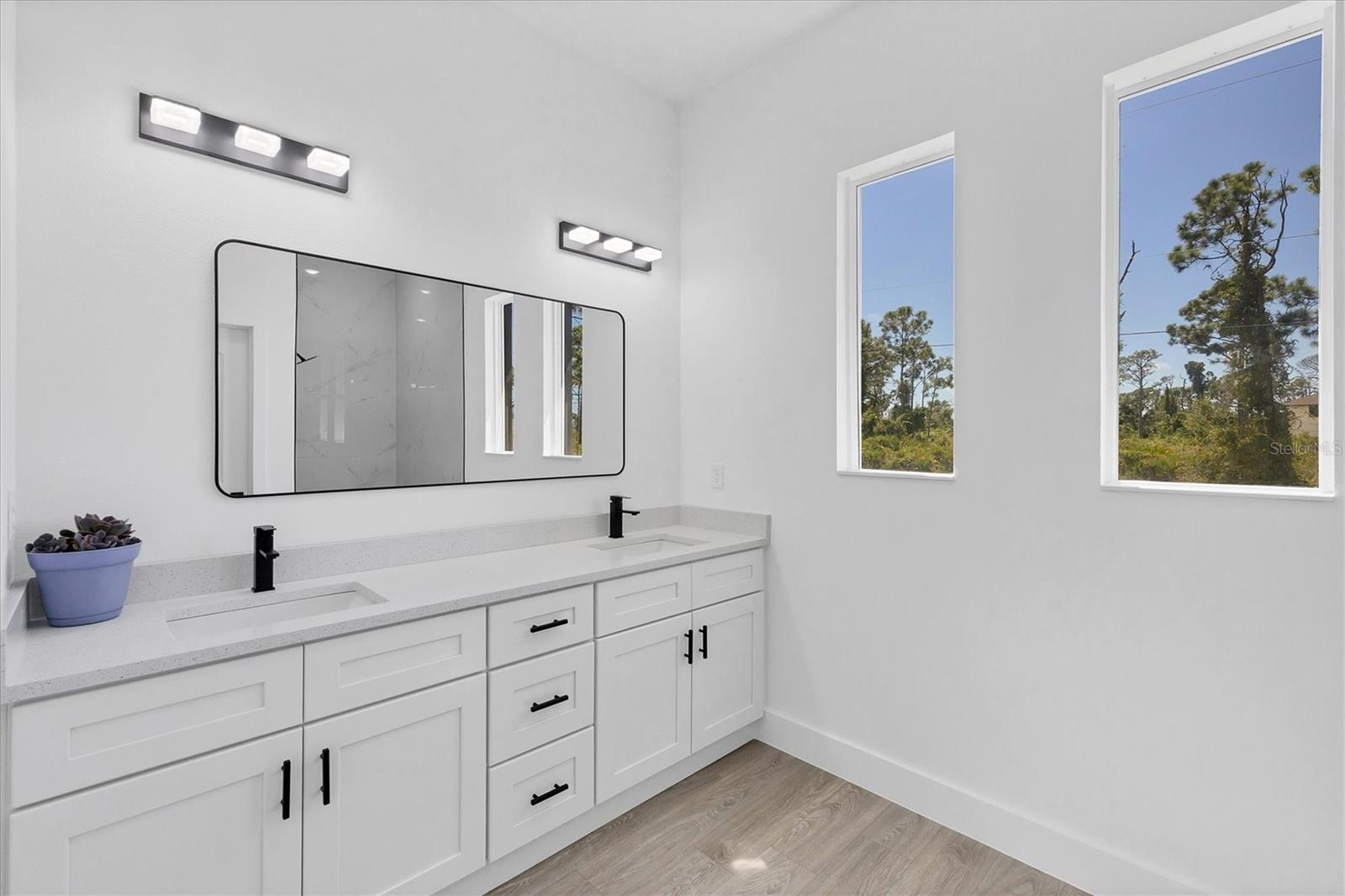 ROTONDA SANDS - Residential