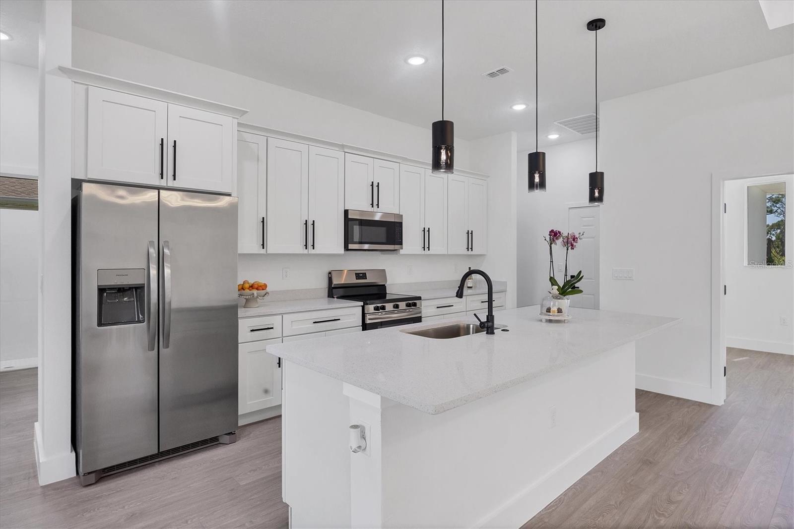 ROTONDA SANDS - Residential