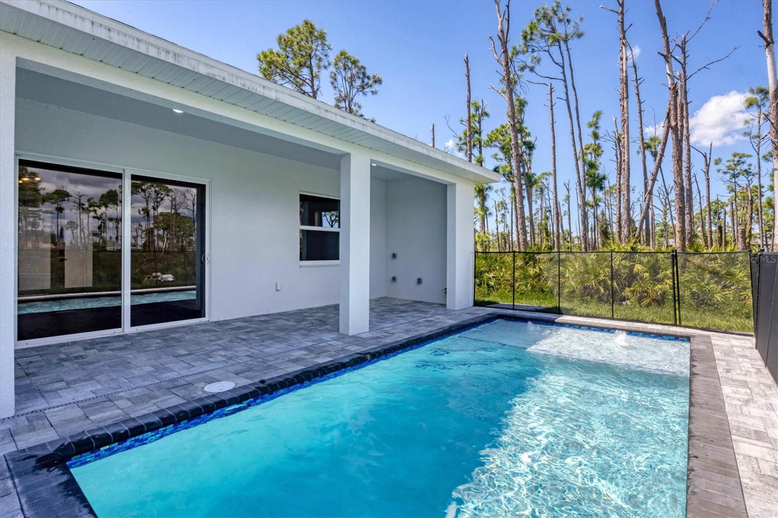 ROTONDA SANDS - Residential