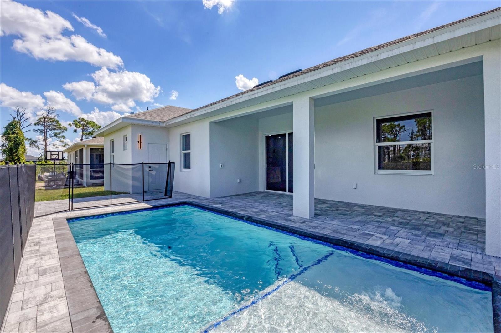 ROTONDA SANDS - Residential