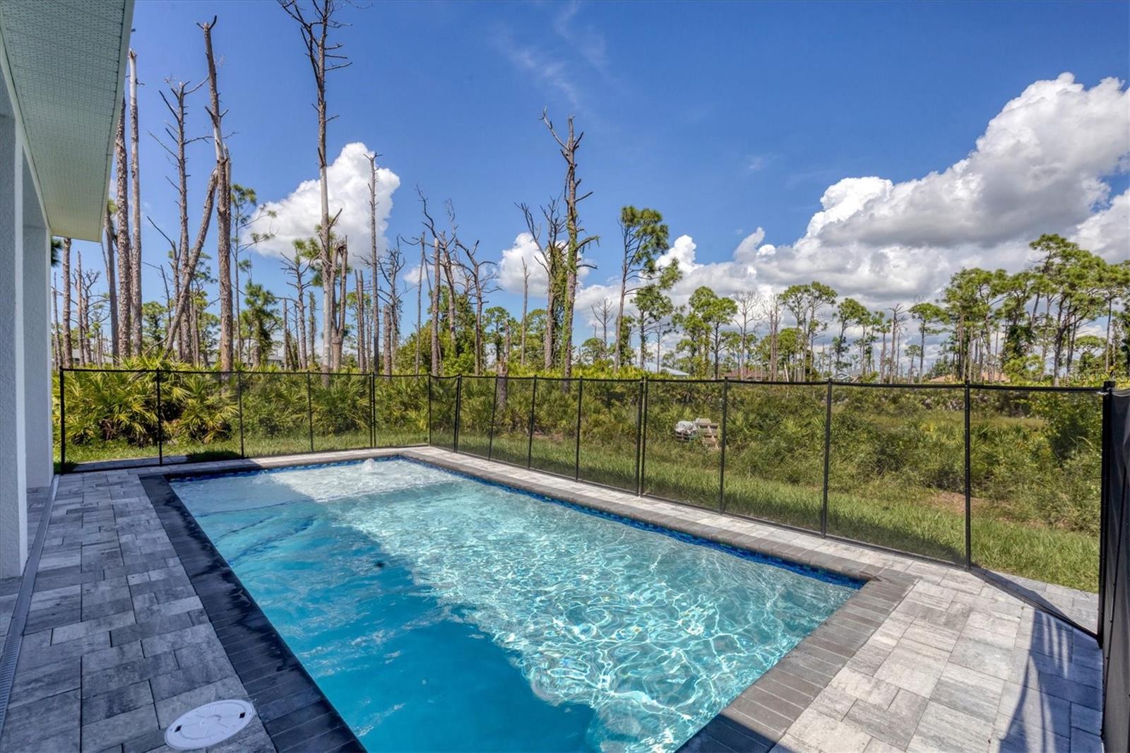 ROTONDA SANDS - Residential
