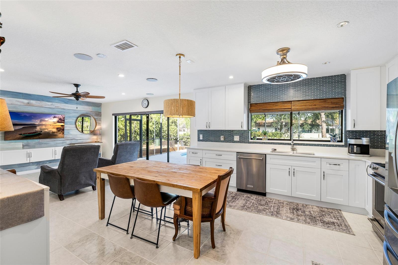 NORTHDALE SEC A UNIT 3 - Residential