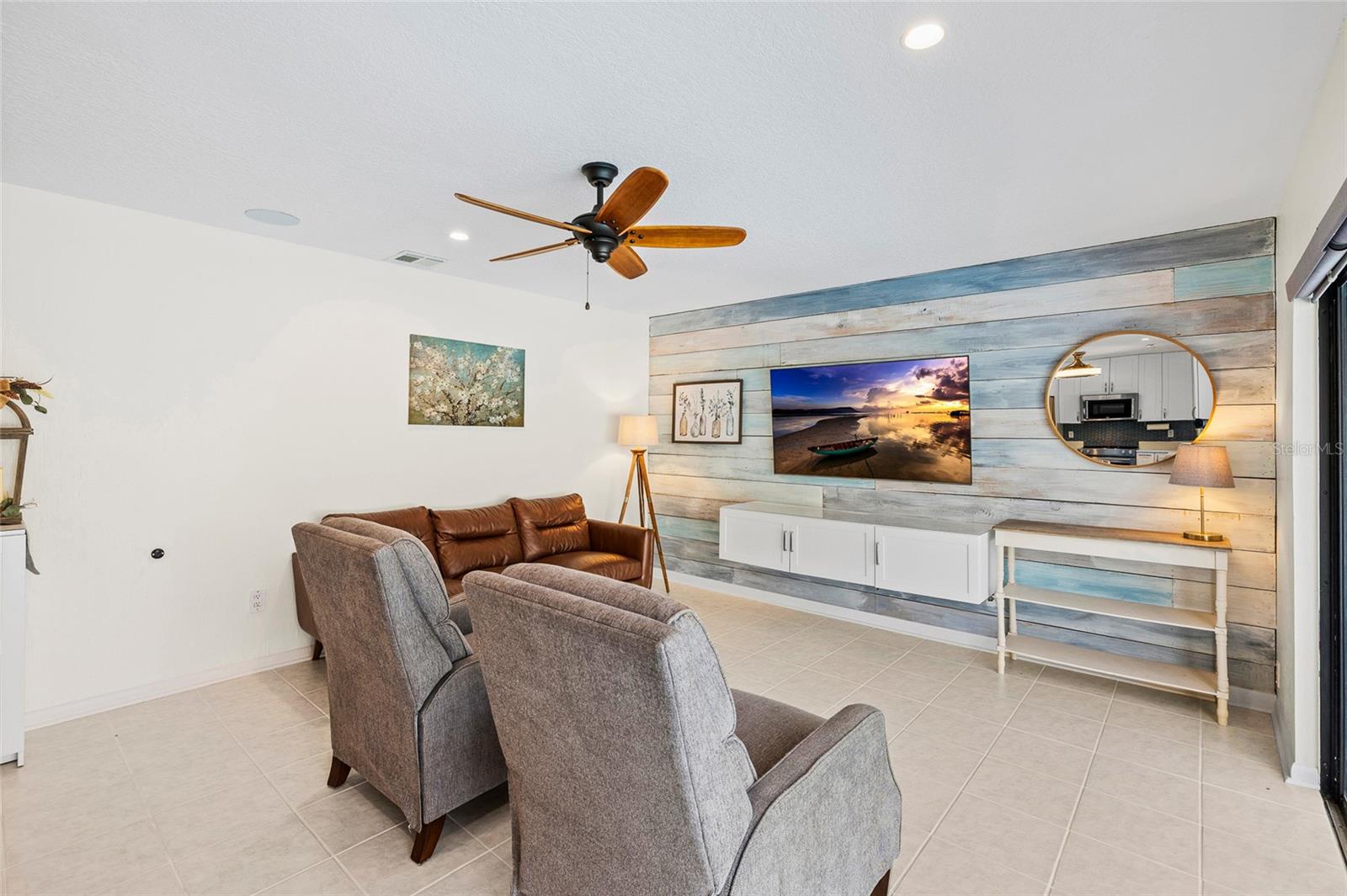 NORTHDALE SEC A UNIT 3 - Residential