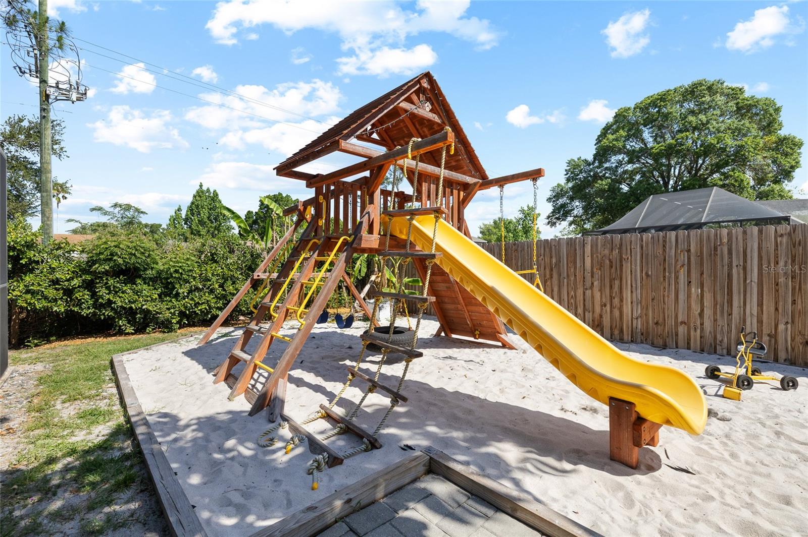 NORTHDALE SEC A UNIT 3 - Residential