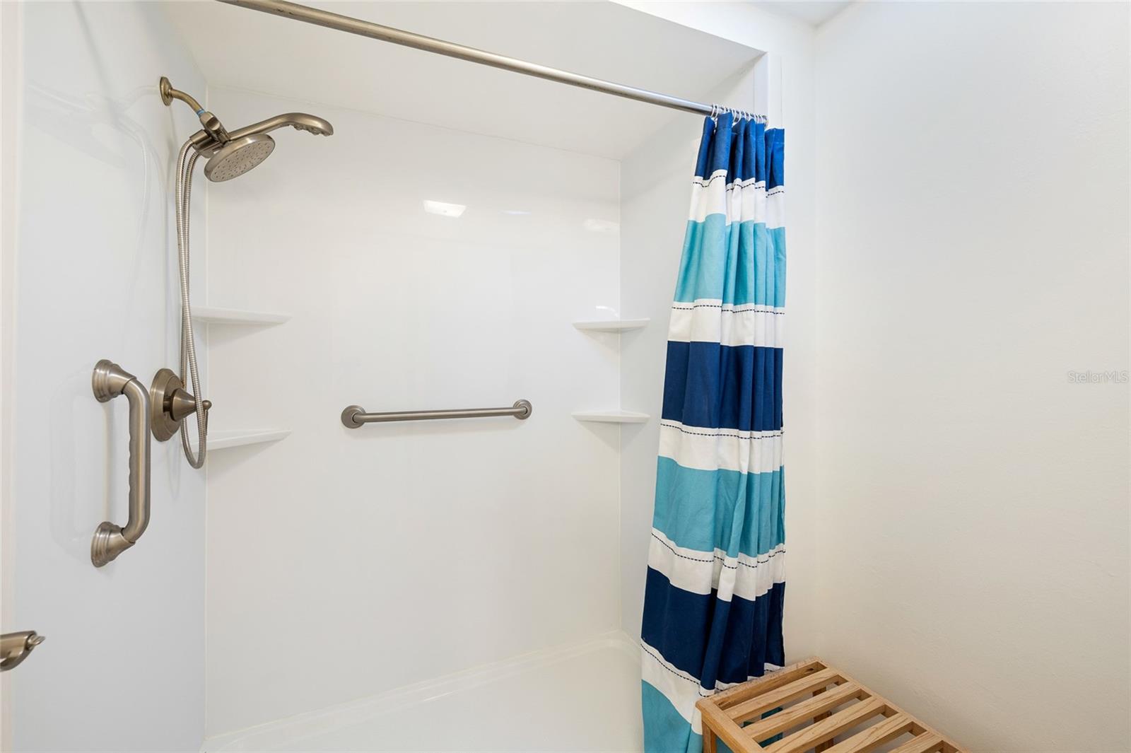 NORTHDALE SEC A UNIT 3 - Residential