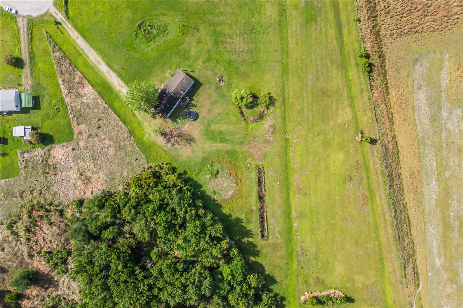 PARADISE COUNTRY ESTATES - Residential