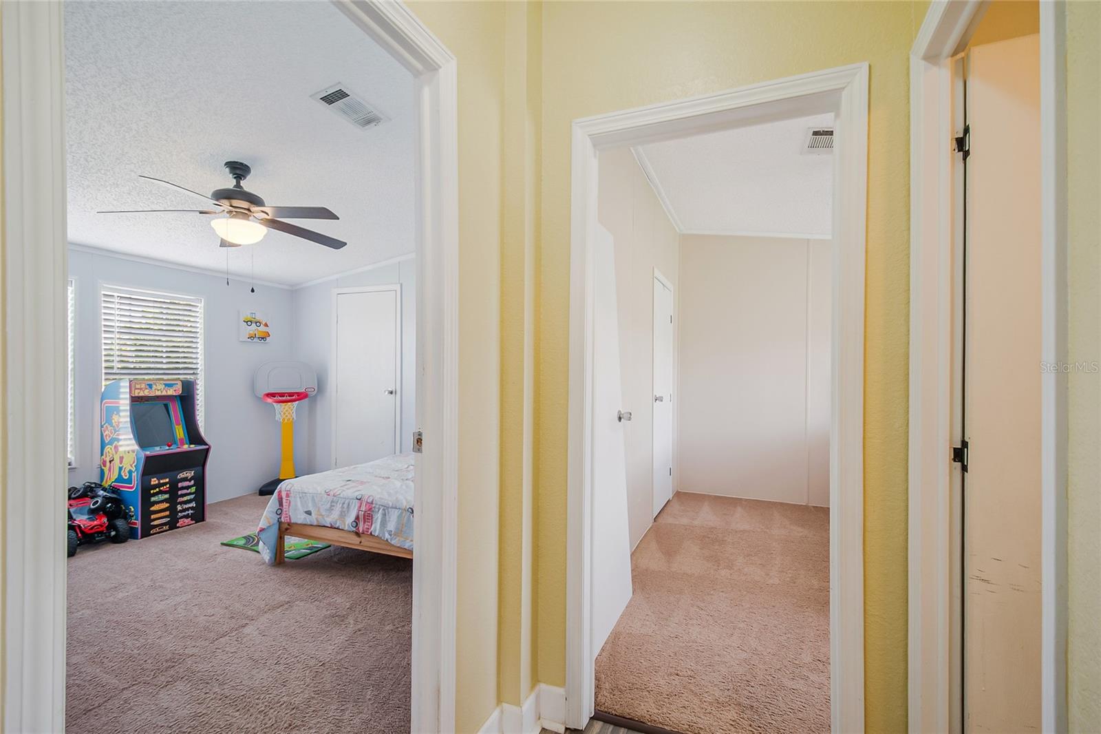 PARADISE COUNTRY ESTATES - Residential