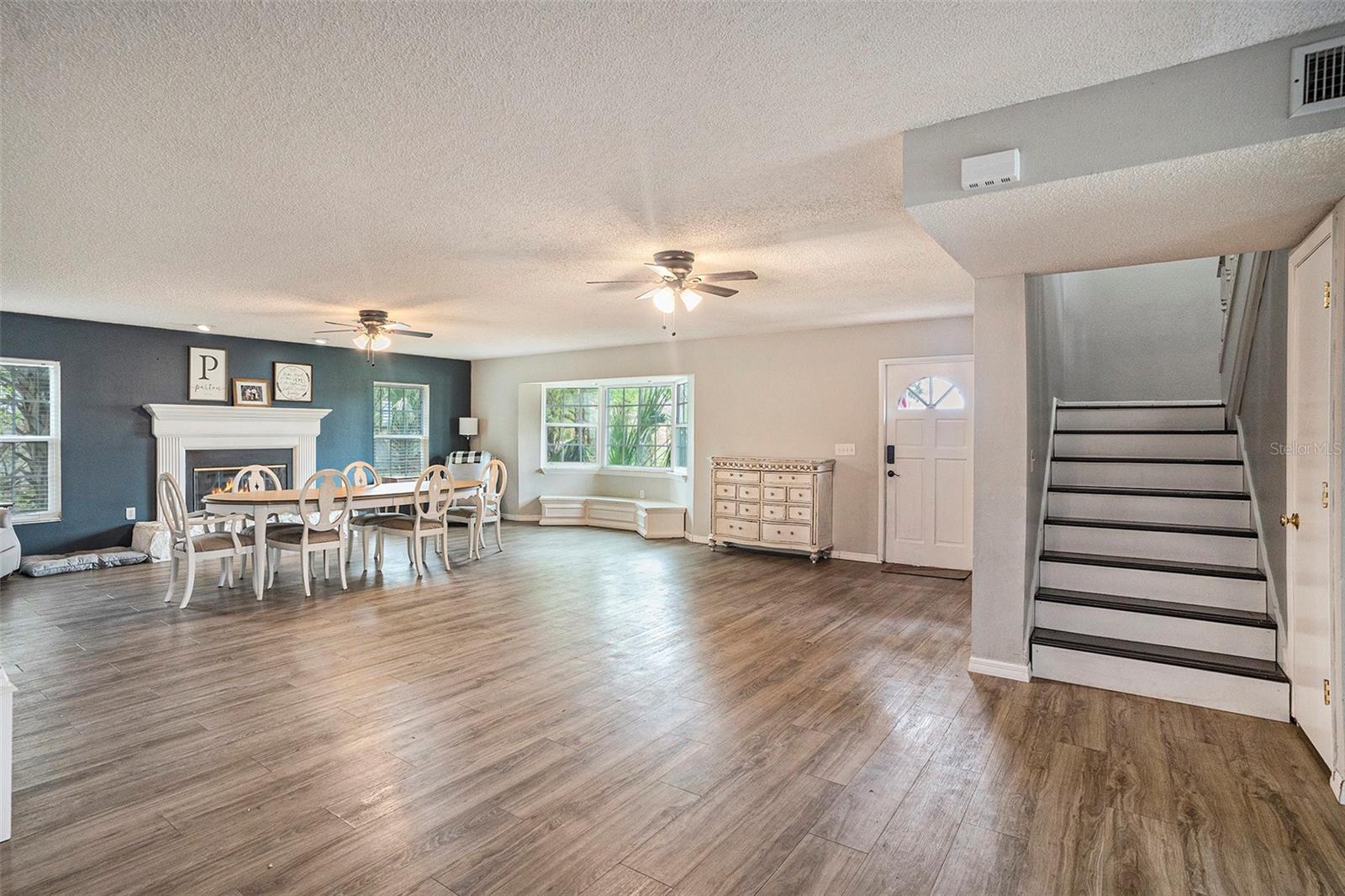 RICHARDS - Residential