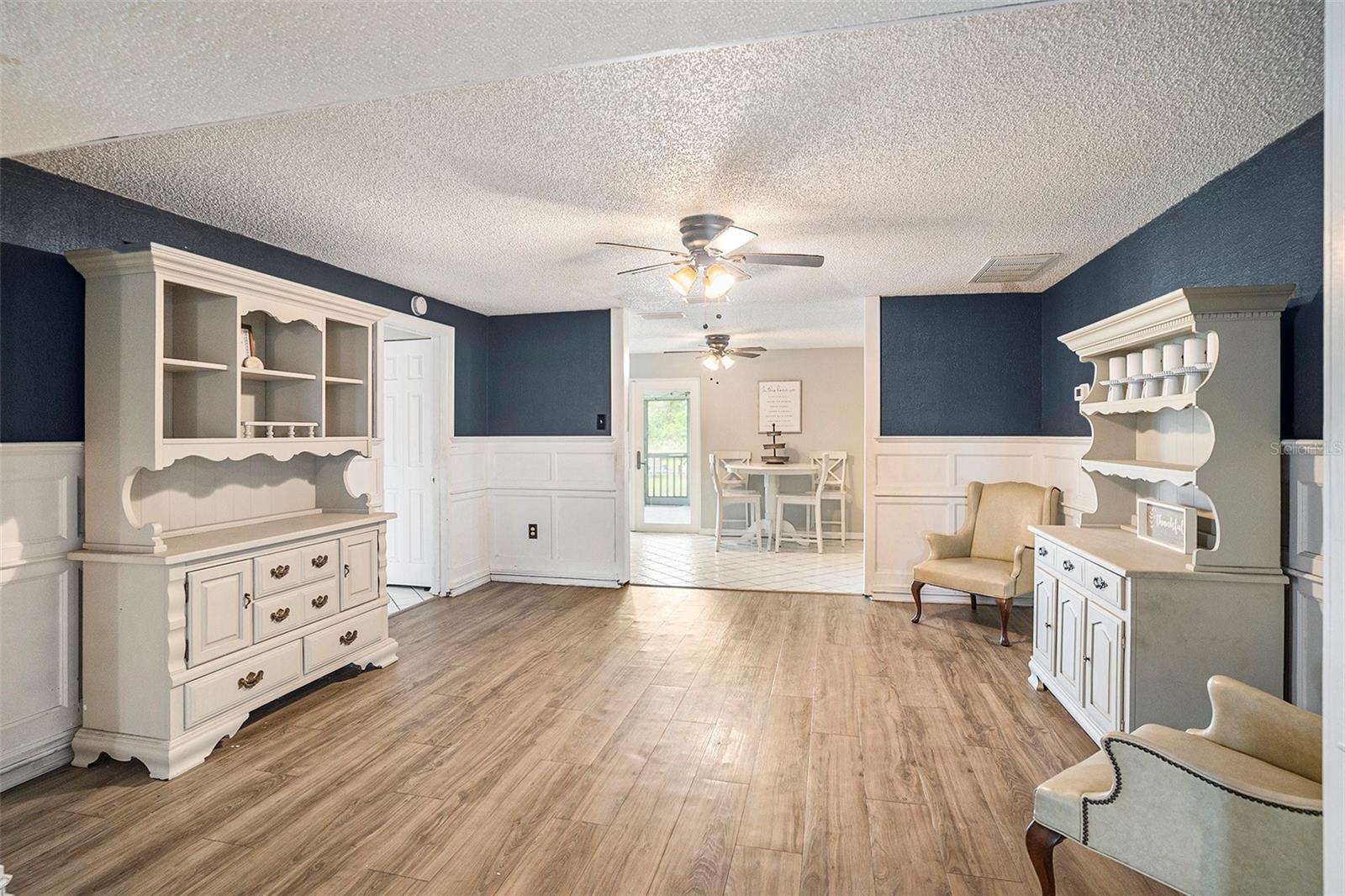 RICHARDS - Residential