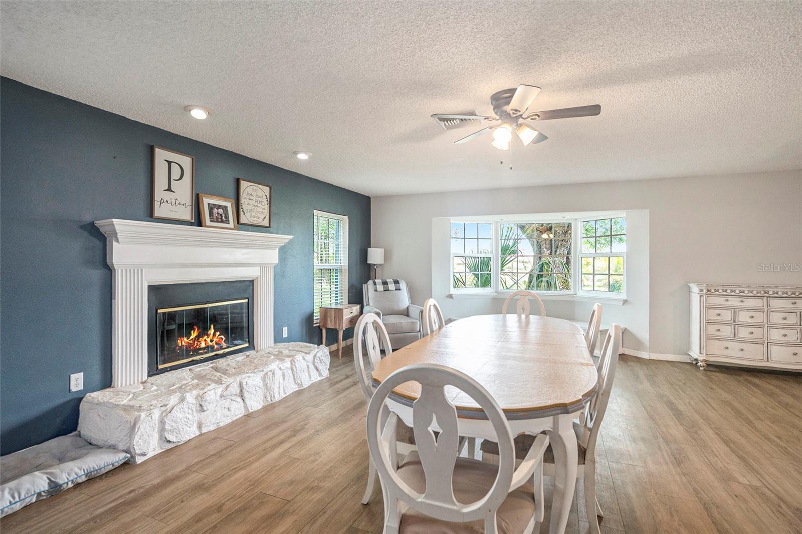 RICHARDS - Residential