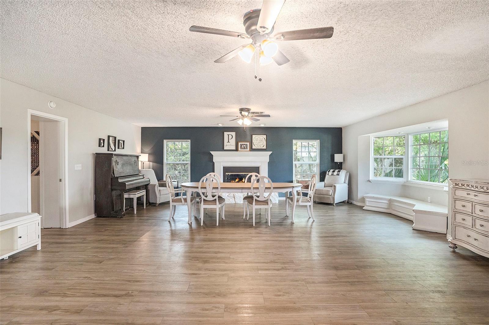 RICHARDS - Residential